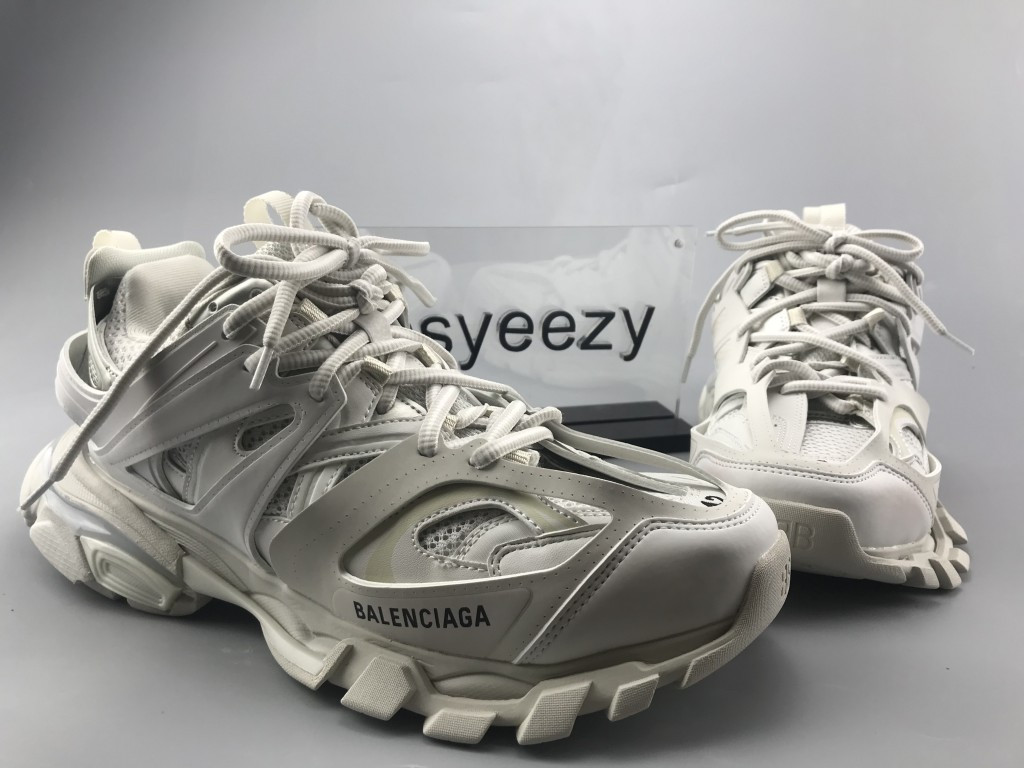 UA TRACK TRAINERS IN WHITE AND WHITE MESH AND NYLON