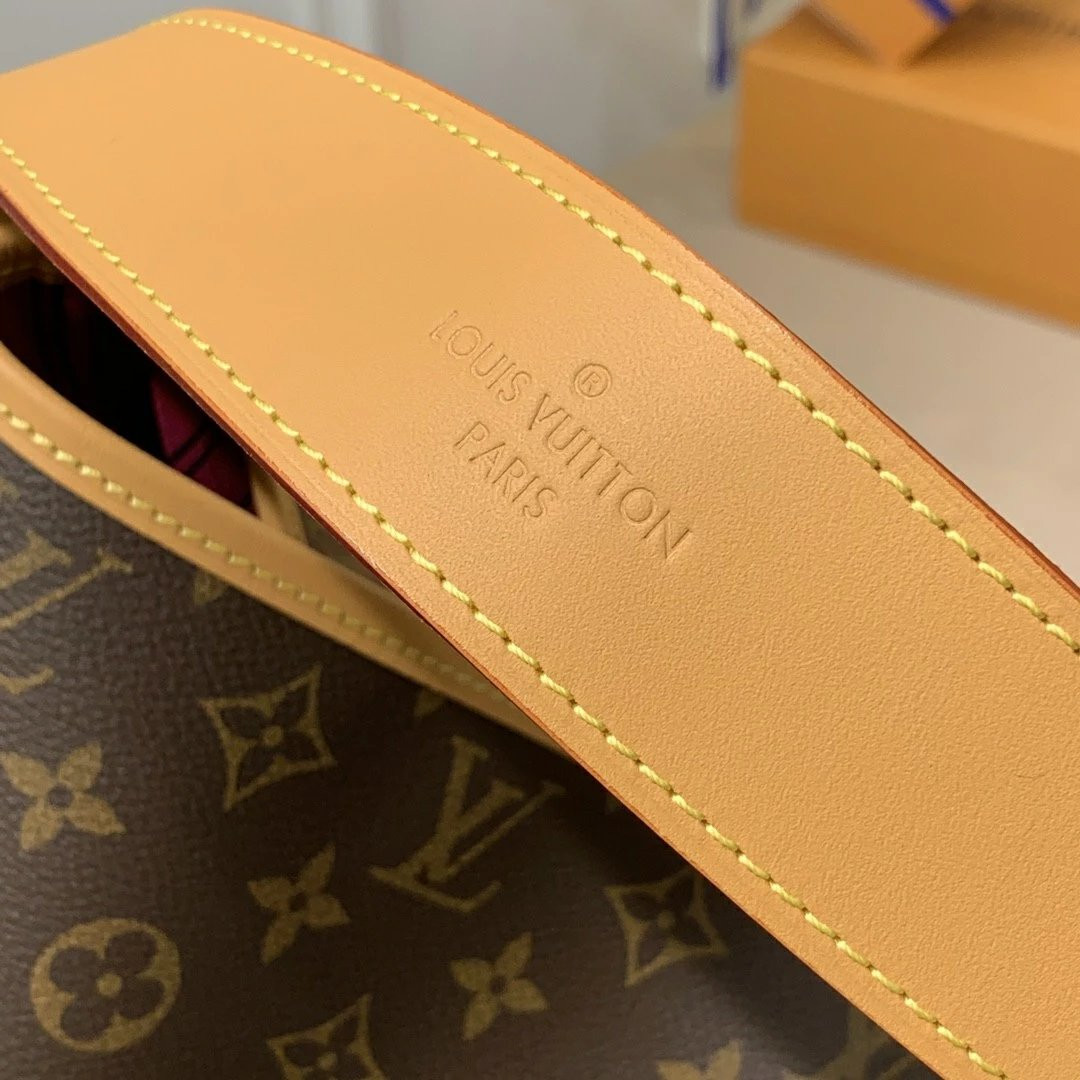 L0vis Vvtt0n LV GRACEFUL PM M50155 36.5cm