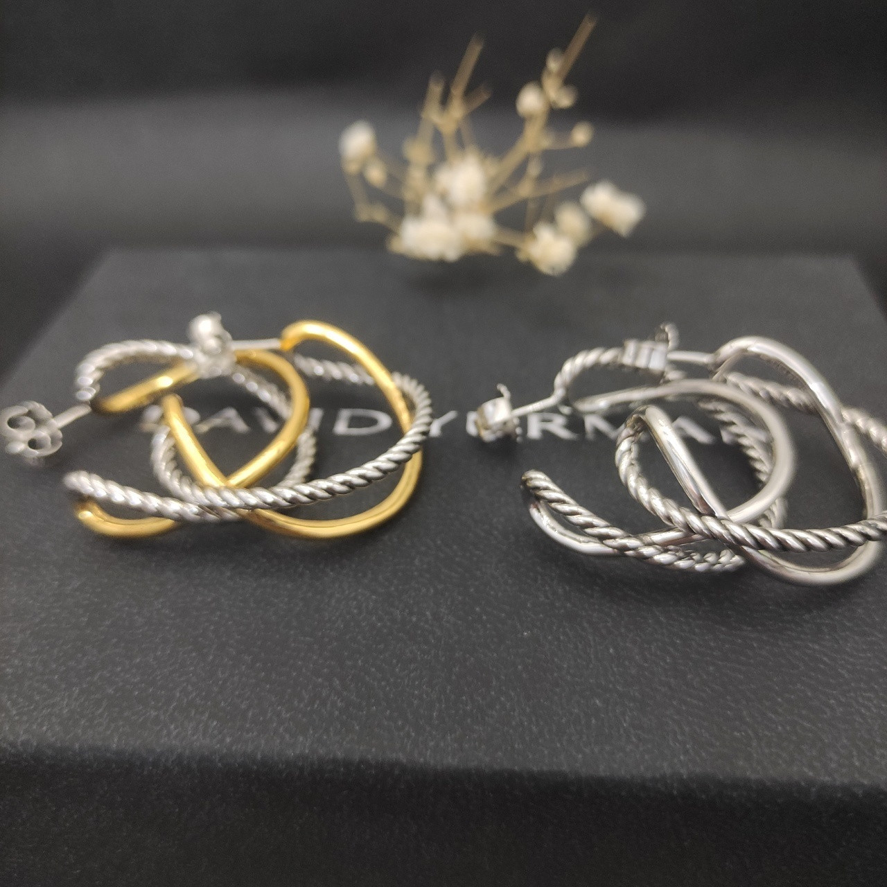dau1d Yvrm*n cross twist earrings(inner diameter about 2.5cm)