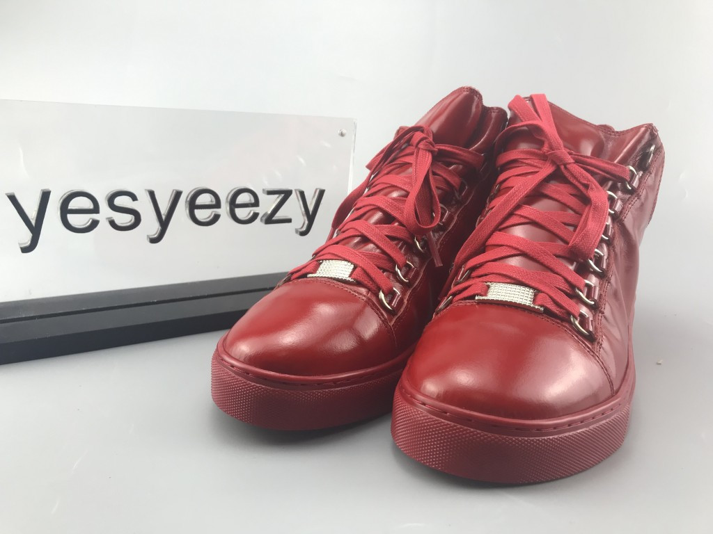 UA BG PAIRS HIGH SNEAKER RED