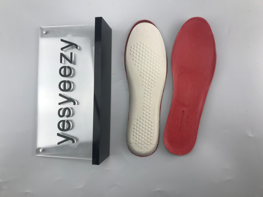 UA BG PAIRS HIGH SNEAKER RED