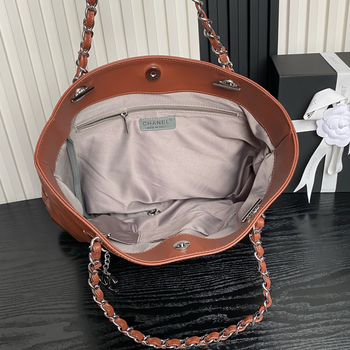 Ch**el vintage graffiti expandable tote bag as9903 38x33cm