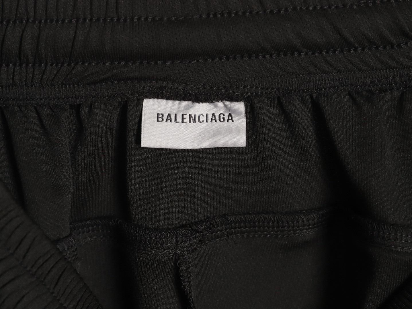 Ba1en*iaga 26ss shorts