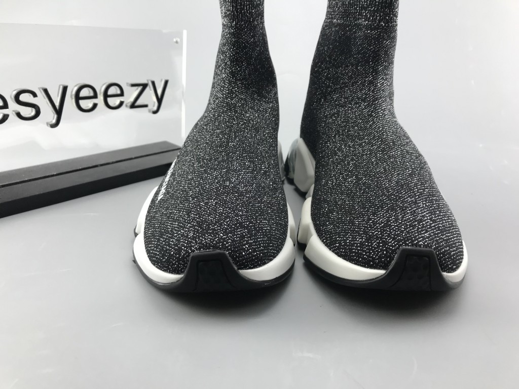 UA SPEED TRAINERS