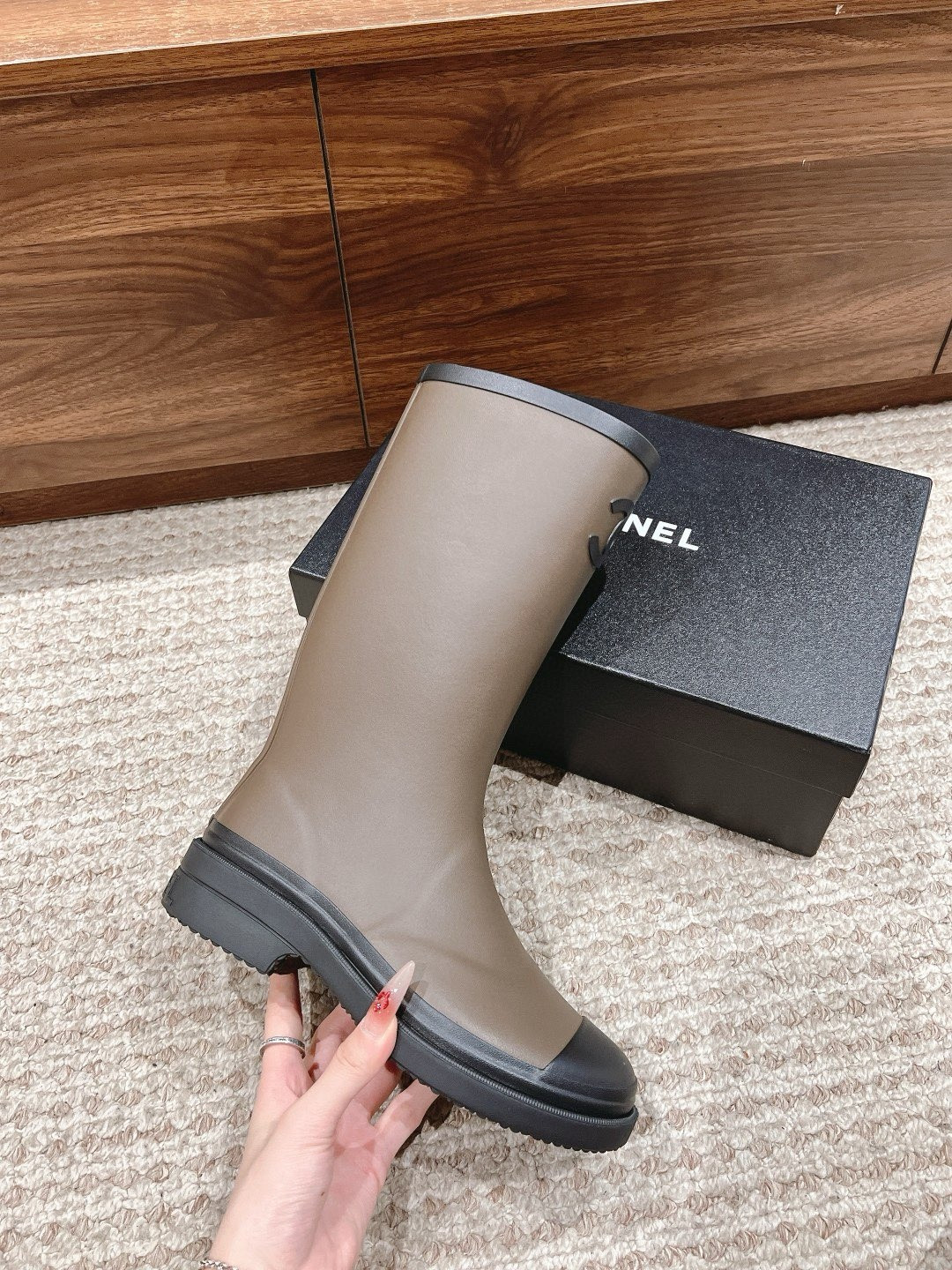 ua Ch**el boots (7-10 days production time)