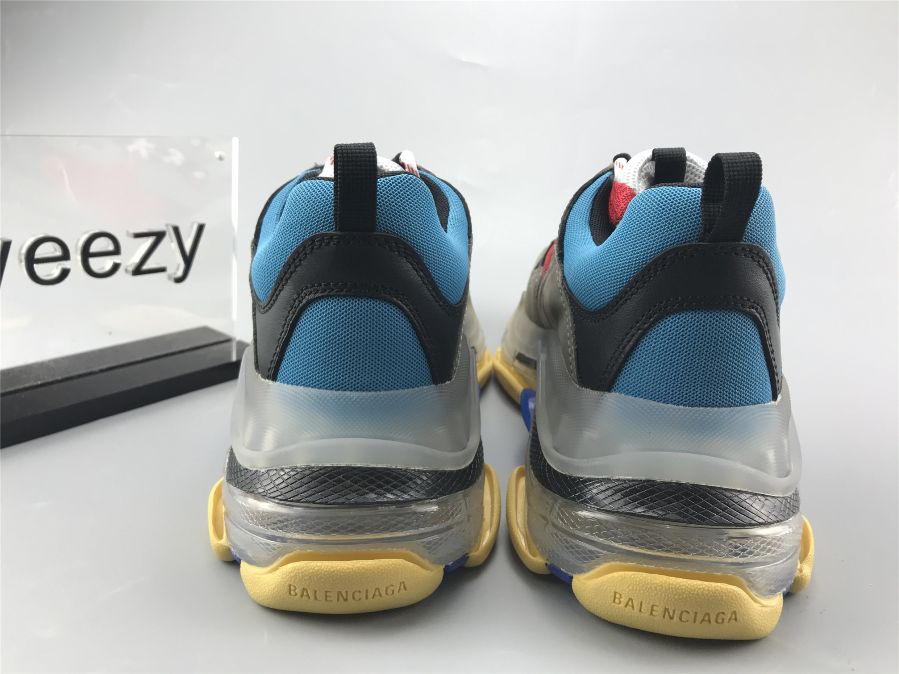 UA TRIPLE S CLEAR SOLE SNEAKER BLUE AND RED