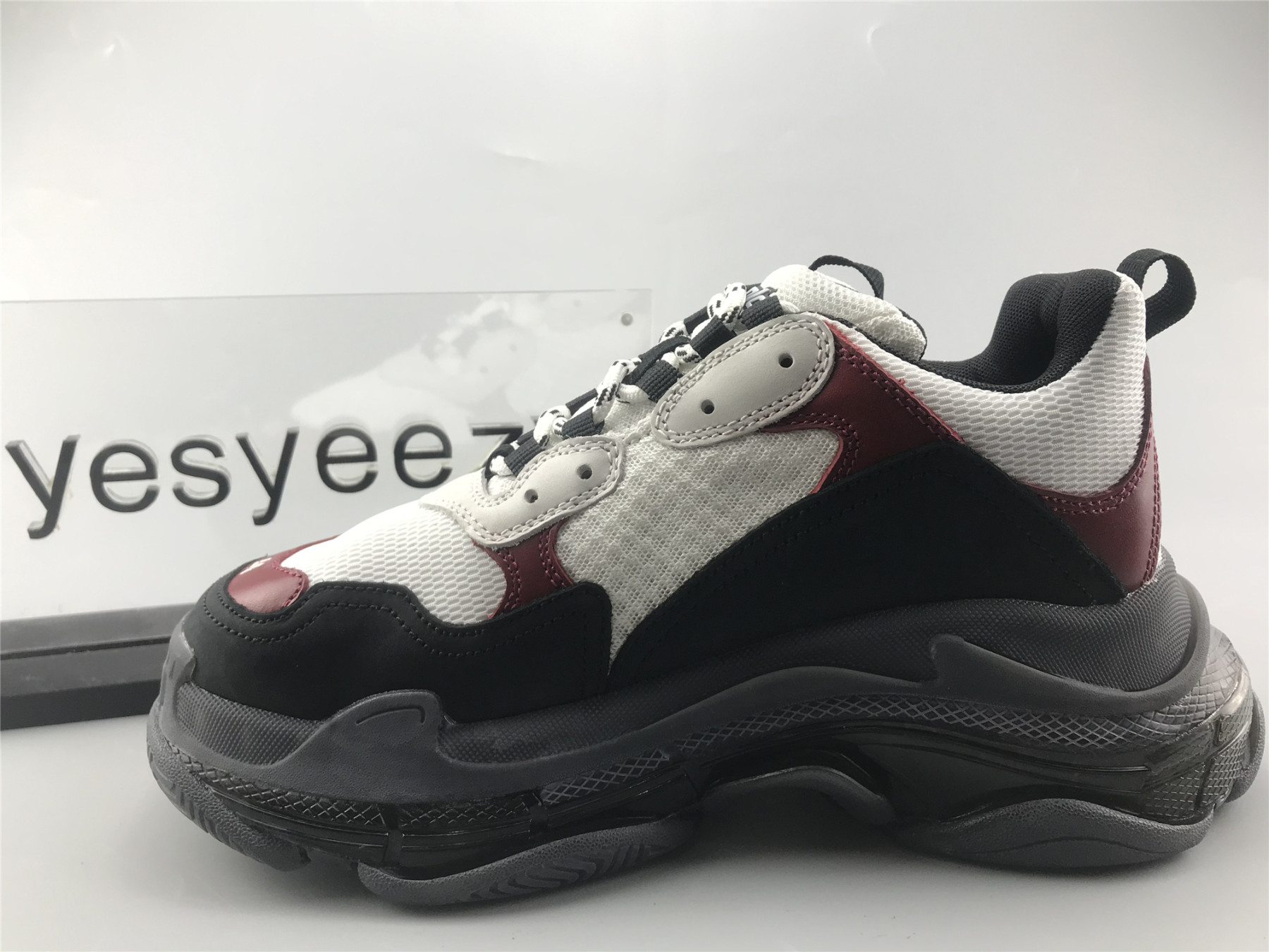 UA TRIPLE S SNEAKER BLACK BROWN RED