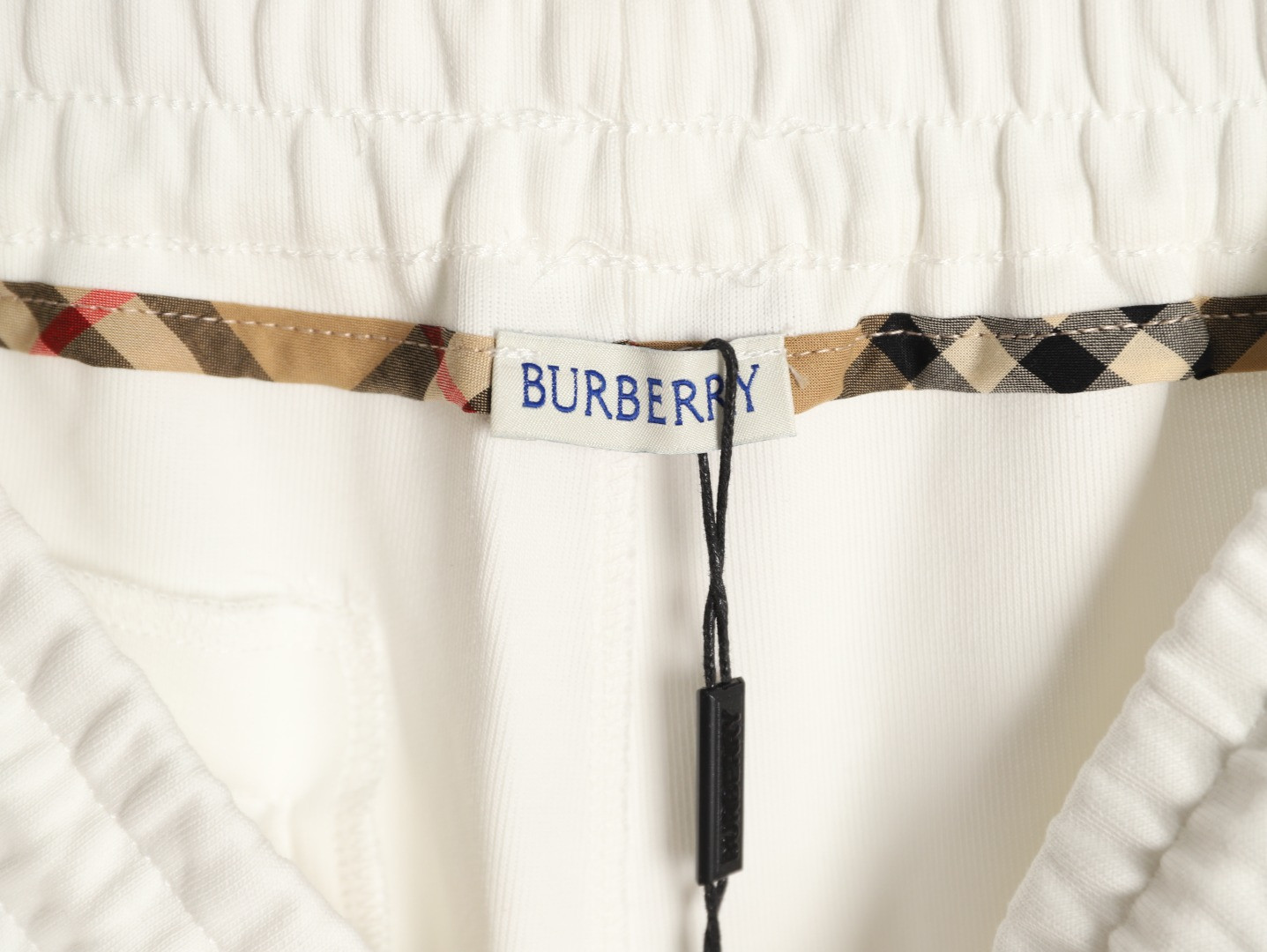 Bv*b*rry shorts