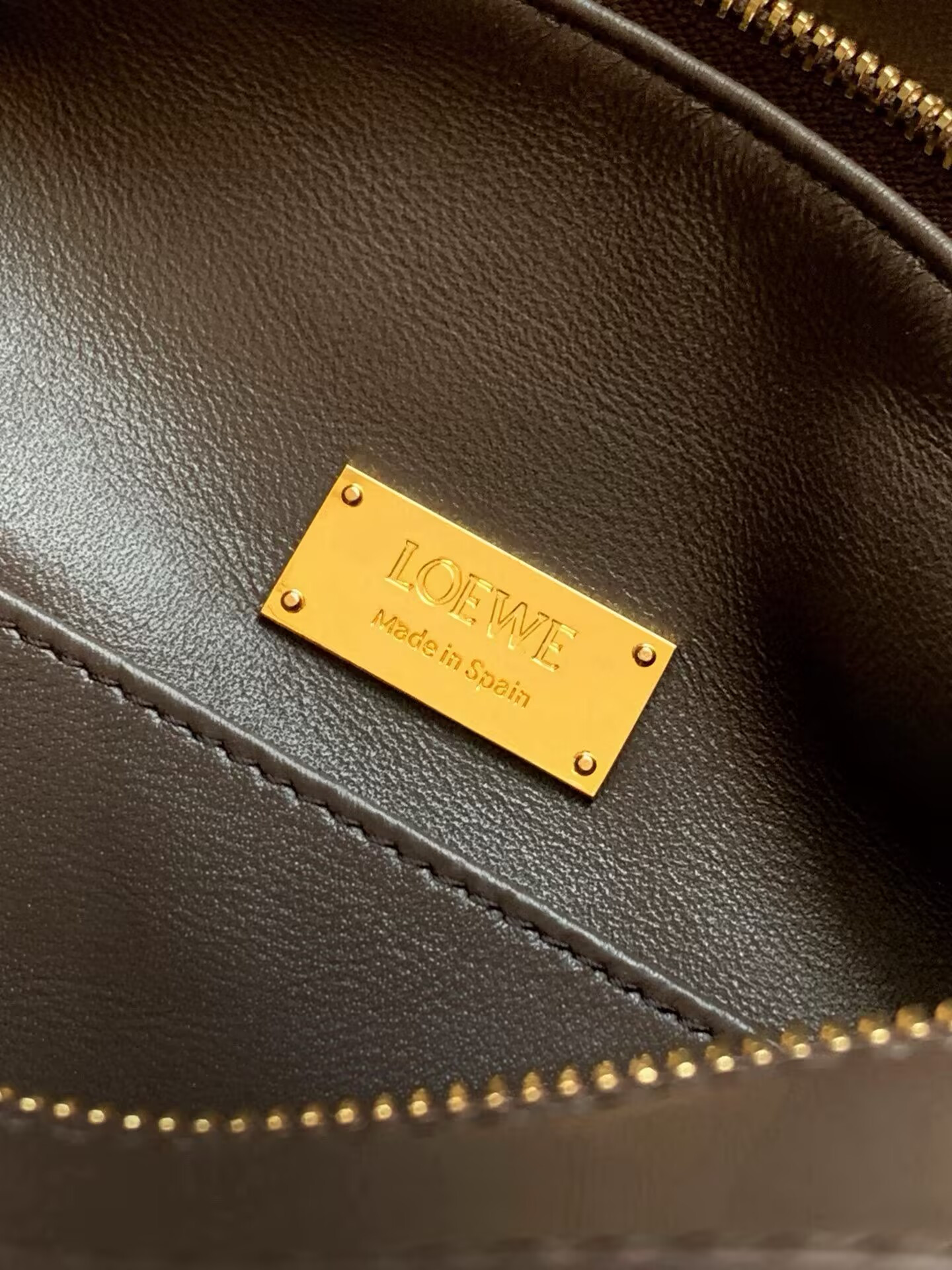 L0ew* small featherlight puzzle bag in nappa lambskin 16.5x24x10.5cm