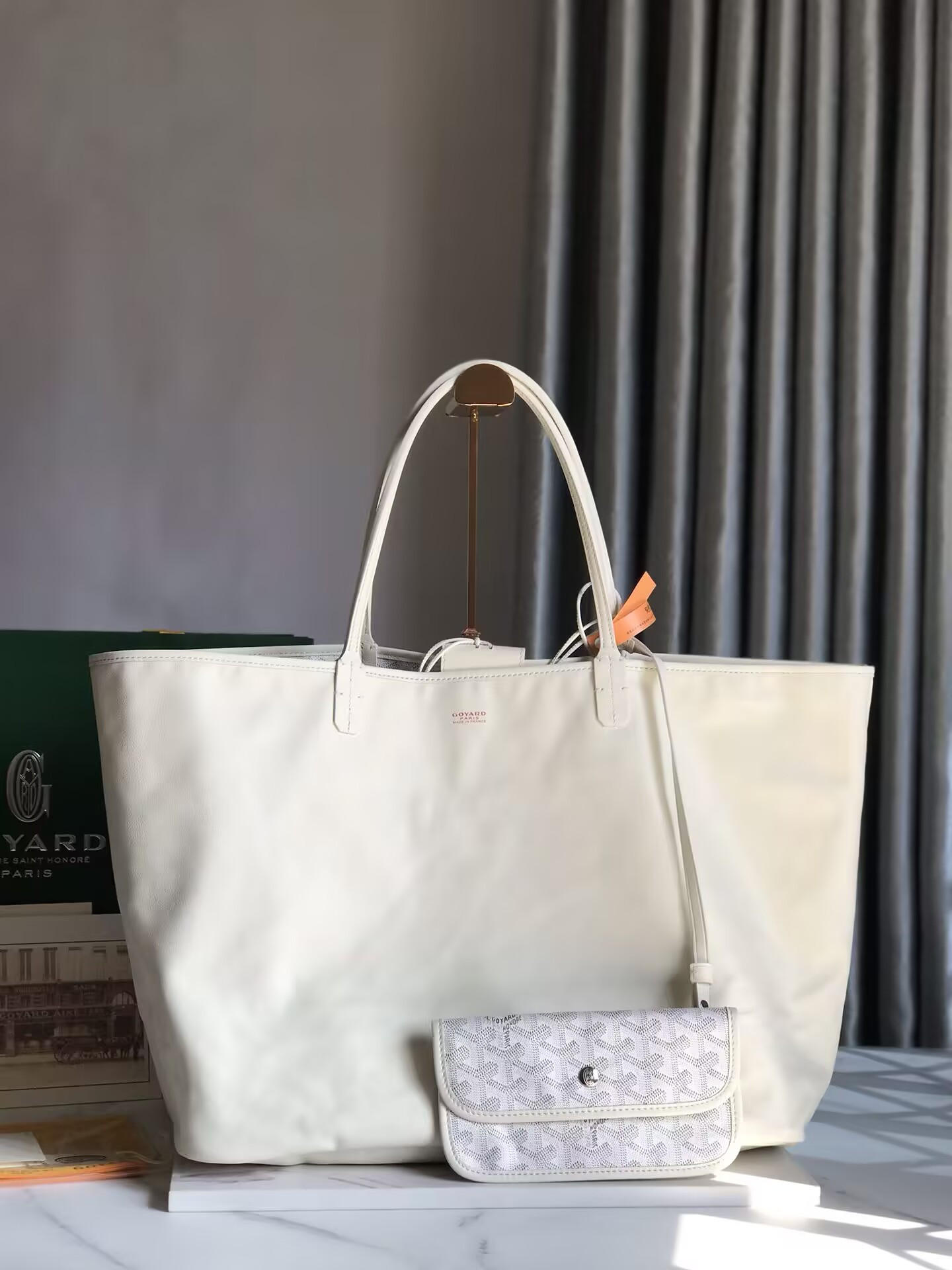 G09ard anjou gm bag 39x32x19cm