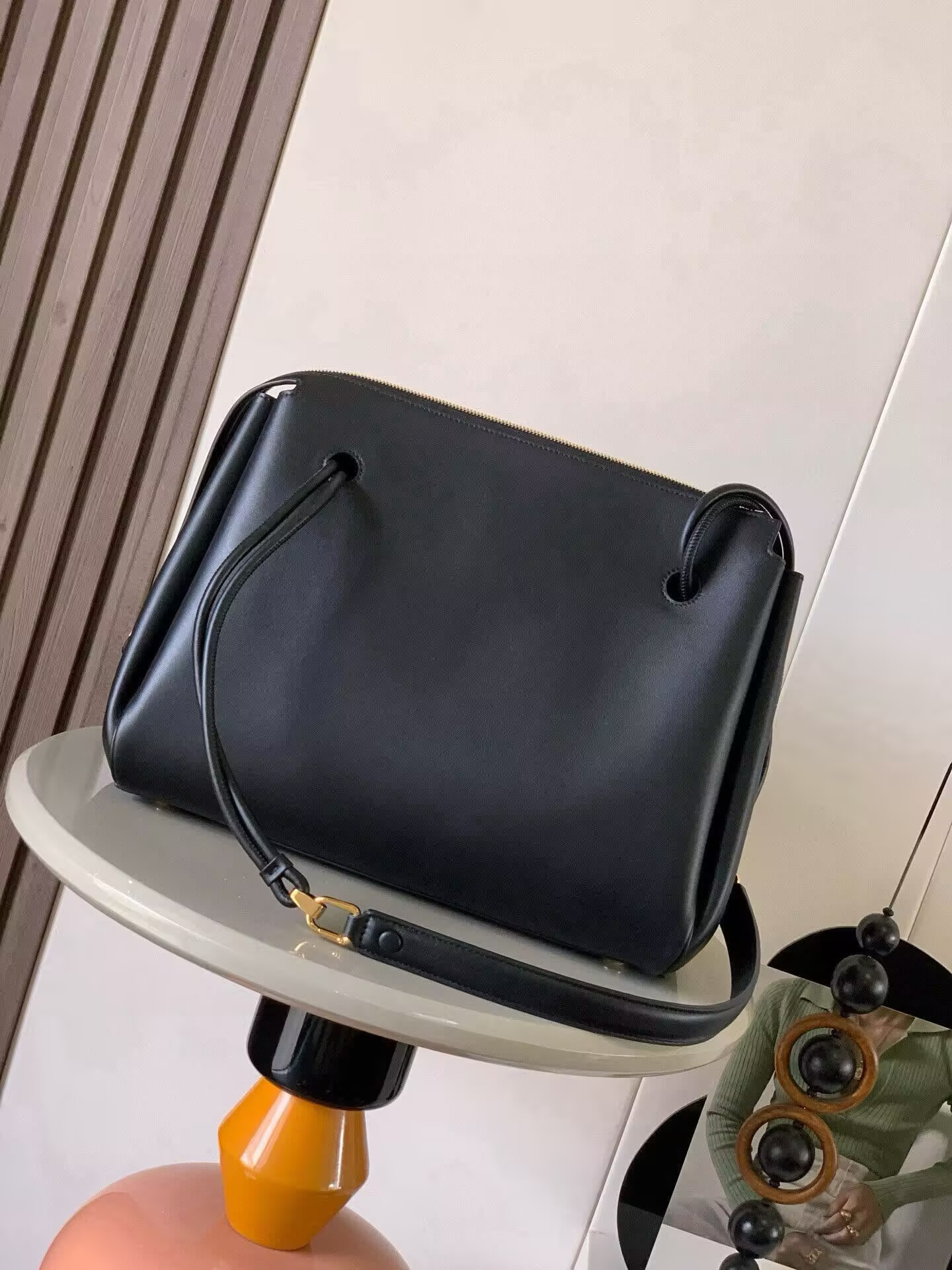 l0ew* large madrid bag in S*pple calfskin 33x24x12.5cm