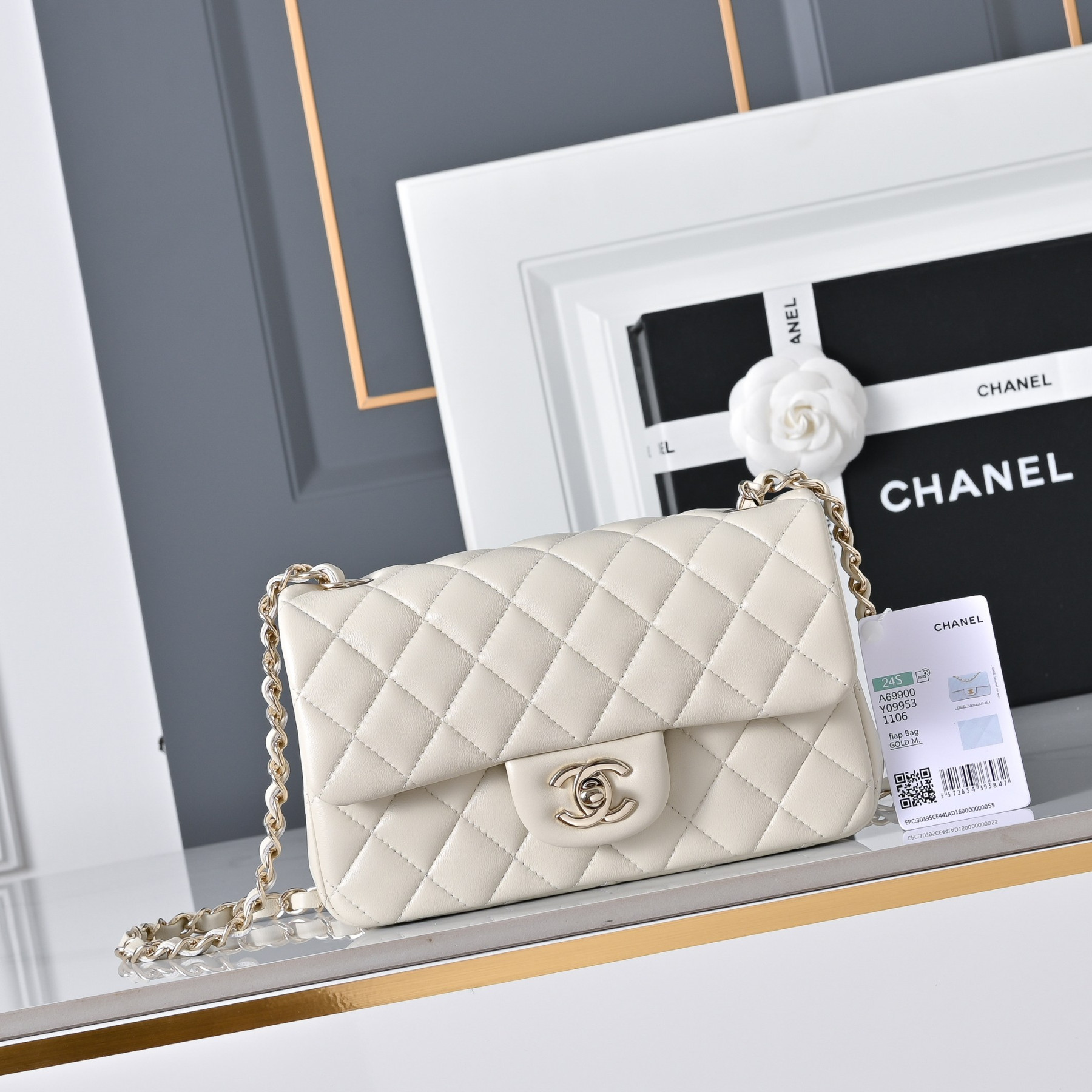 Ch**el mini flap bag 20x12x6.5cm