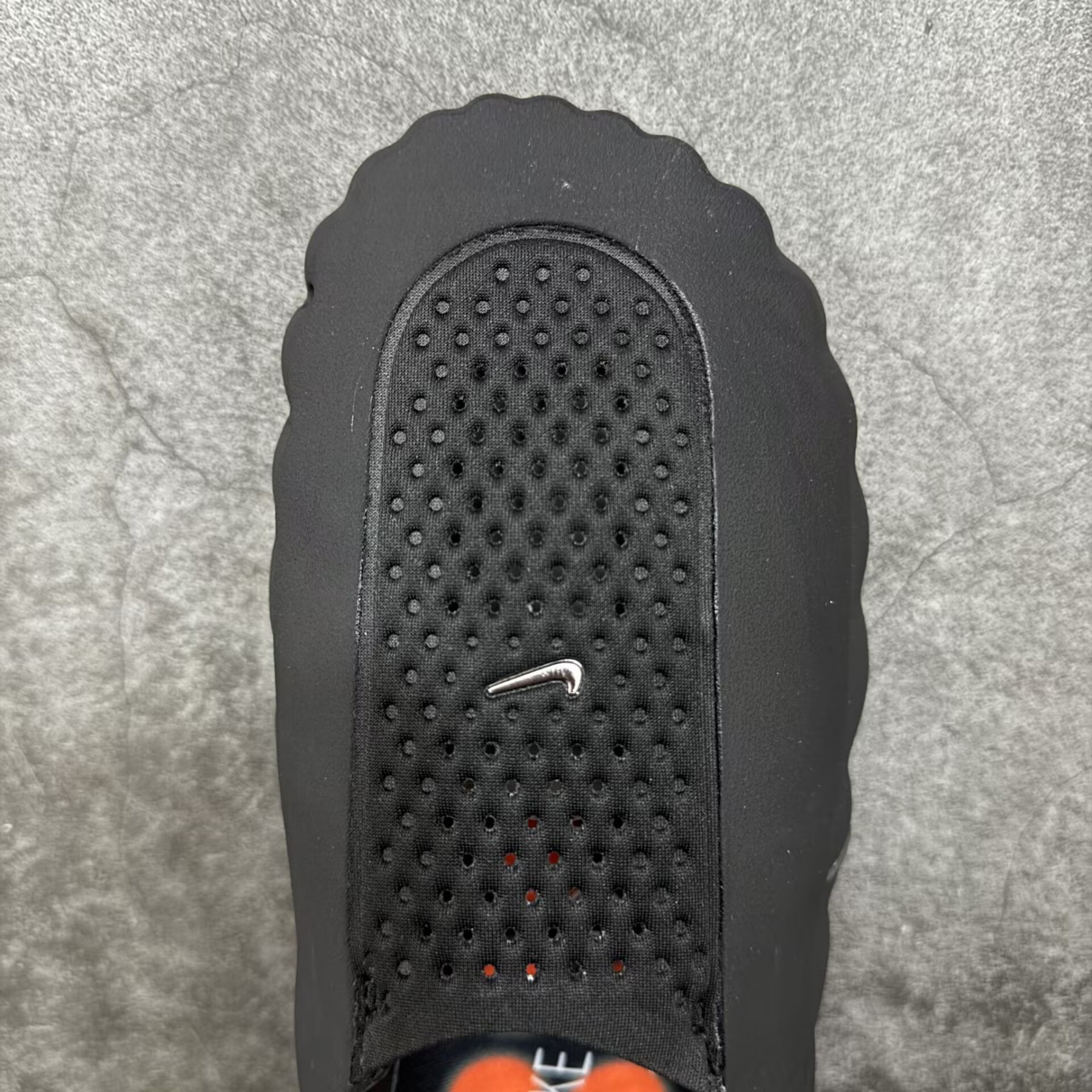 Nike Mind 001 Slide (Runs one size small)