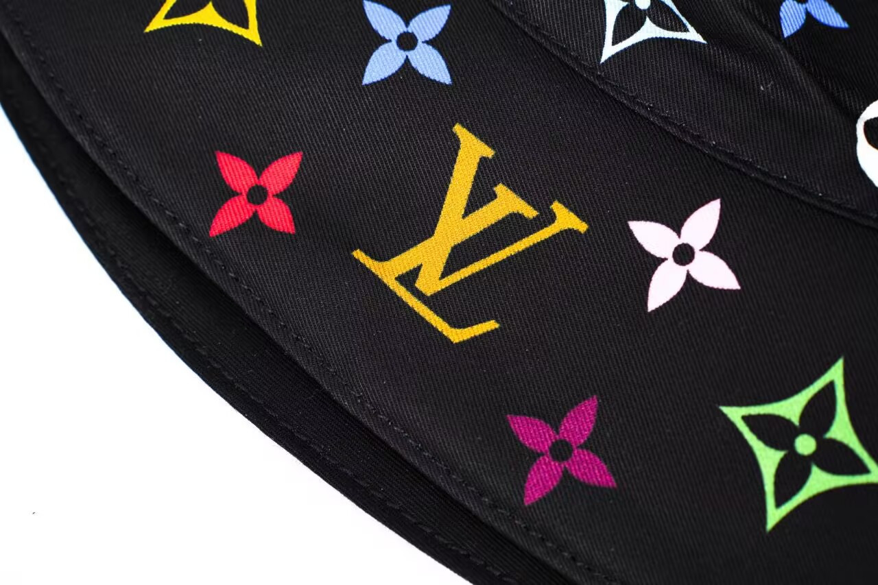 lv x tm reversible S*perflat bucket hat m7985m