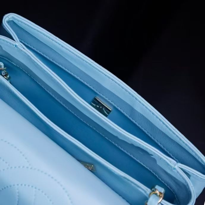 Ch**el flap bag with top handle 17x25x12cm