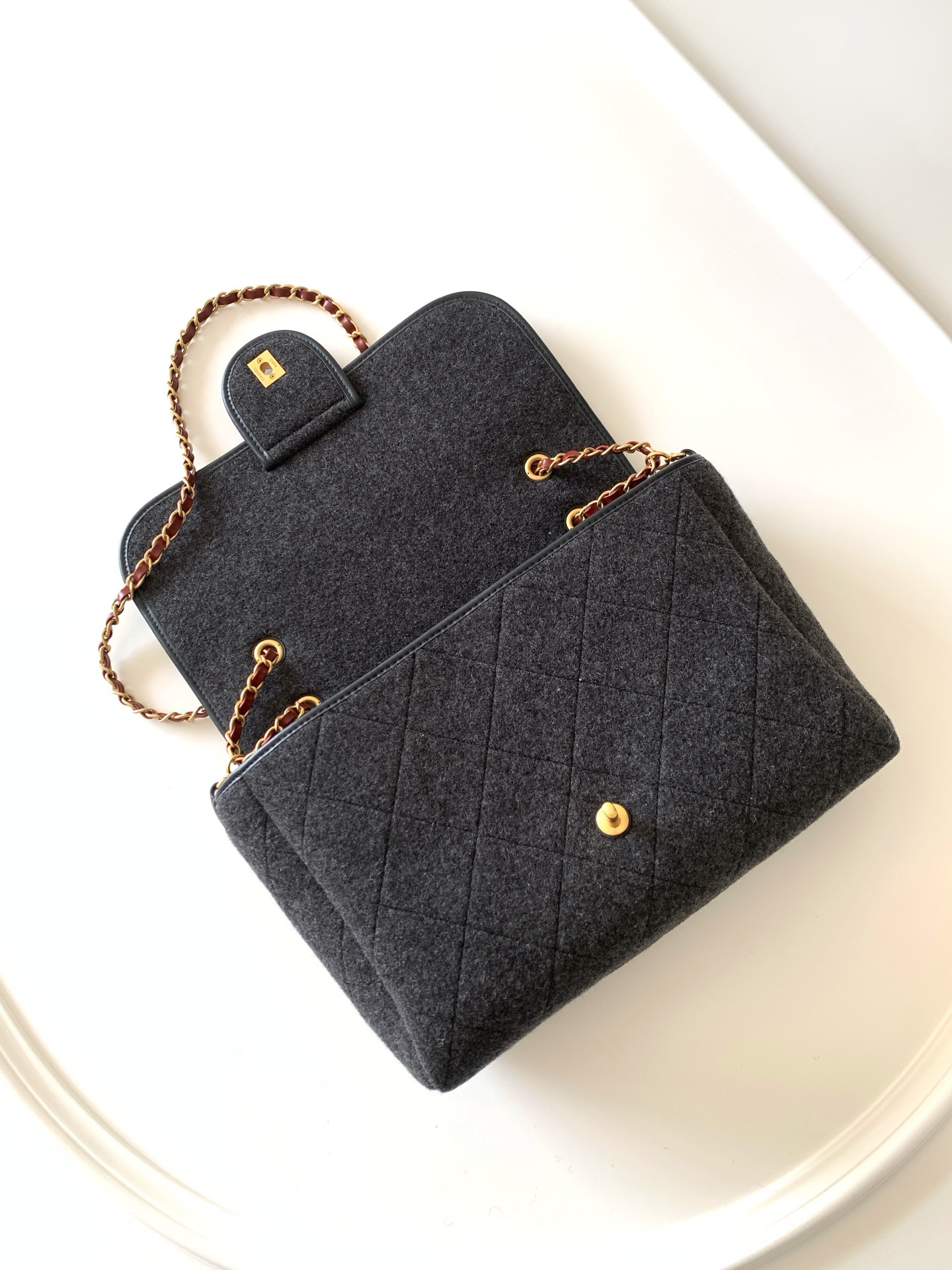 Ch**el flap bag with top handle 23x32x10cm