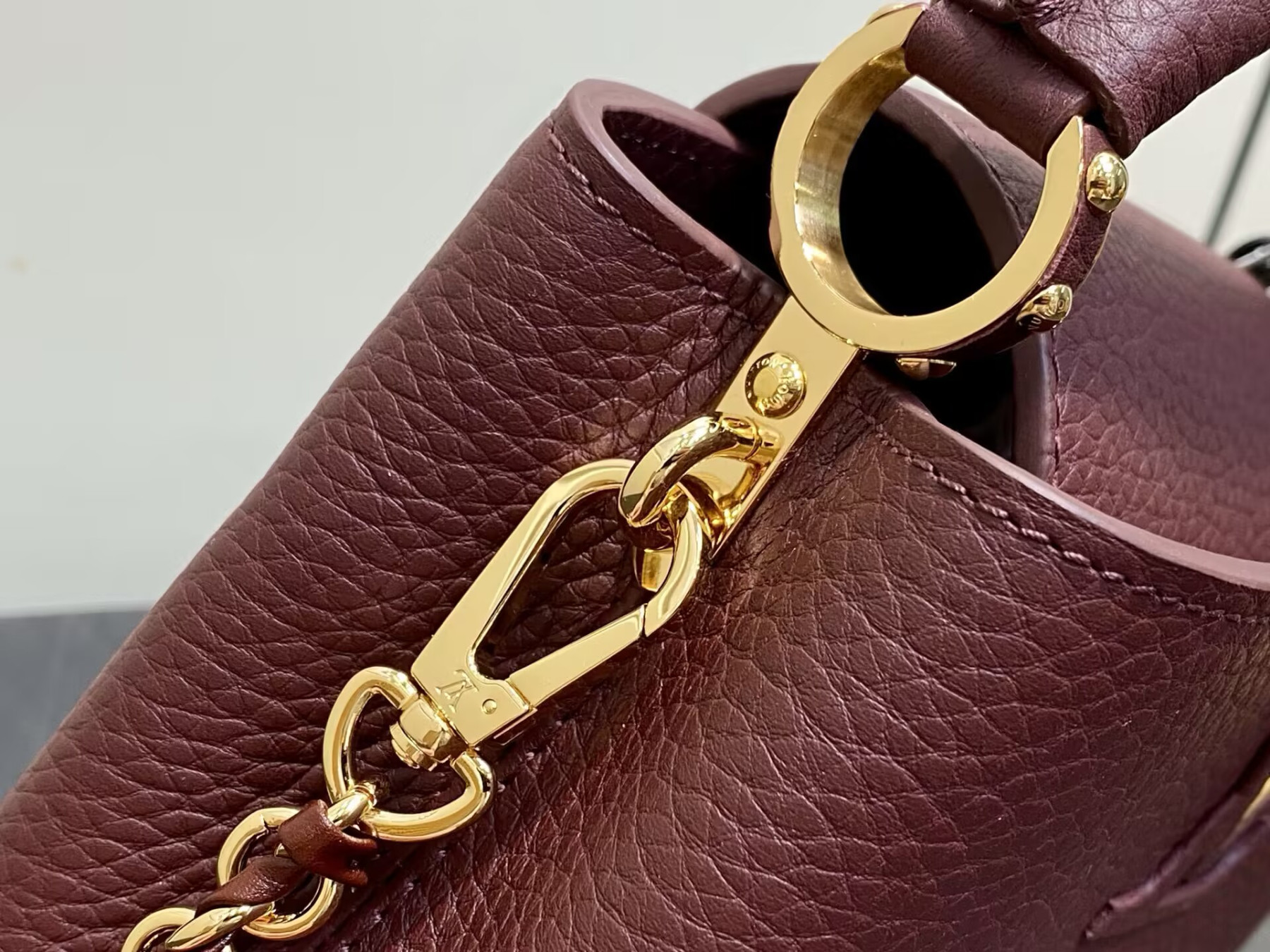 LV Capucines Mini M25893 21x13.6x8cm