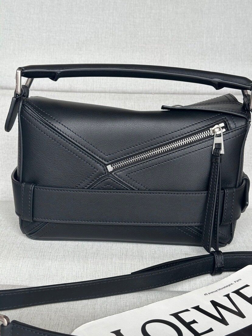 L0ew* small puzzle biker bag in shiny calfskin 16.5x24x10.5cm