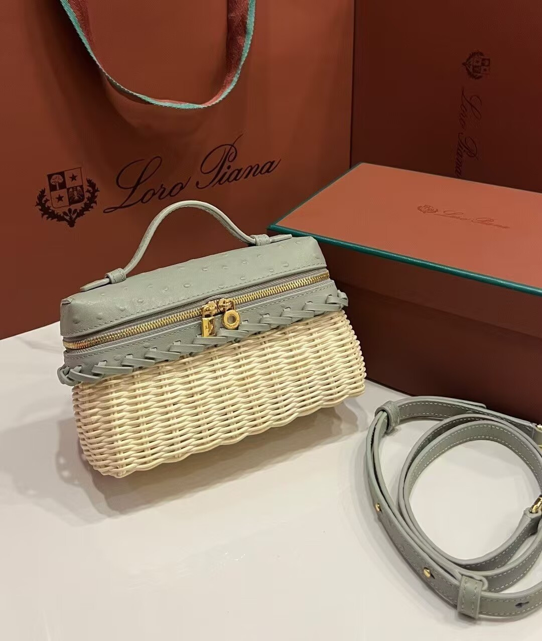 L0r0 P1ana extra pocket l19 wicker bag 19 x 11.5 x 7cm