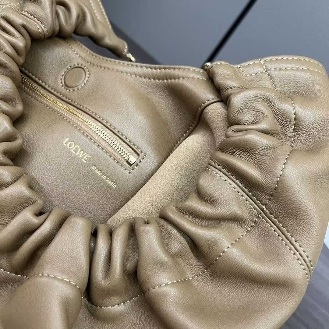 L0ew* Medium Squeeze bag in mellow nappa lambskin 34x33x13.5cm