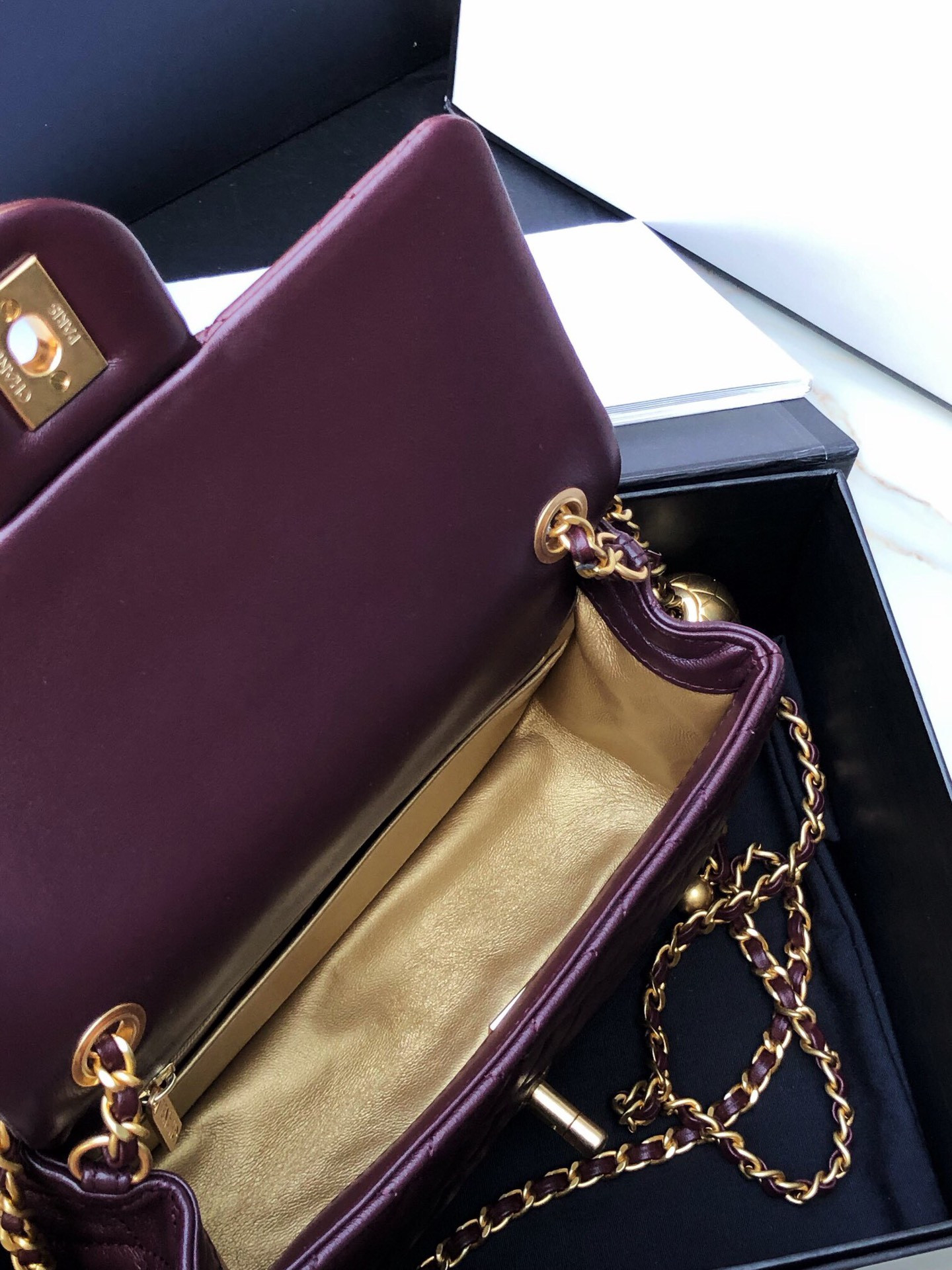 Ch**el flap bag as1787 20x13x6.5cm