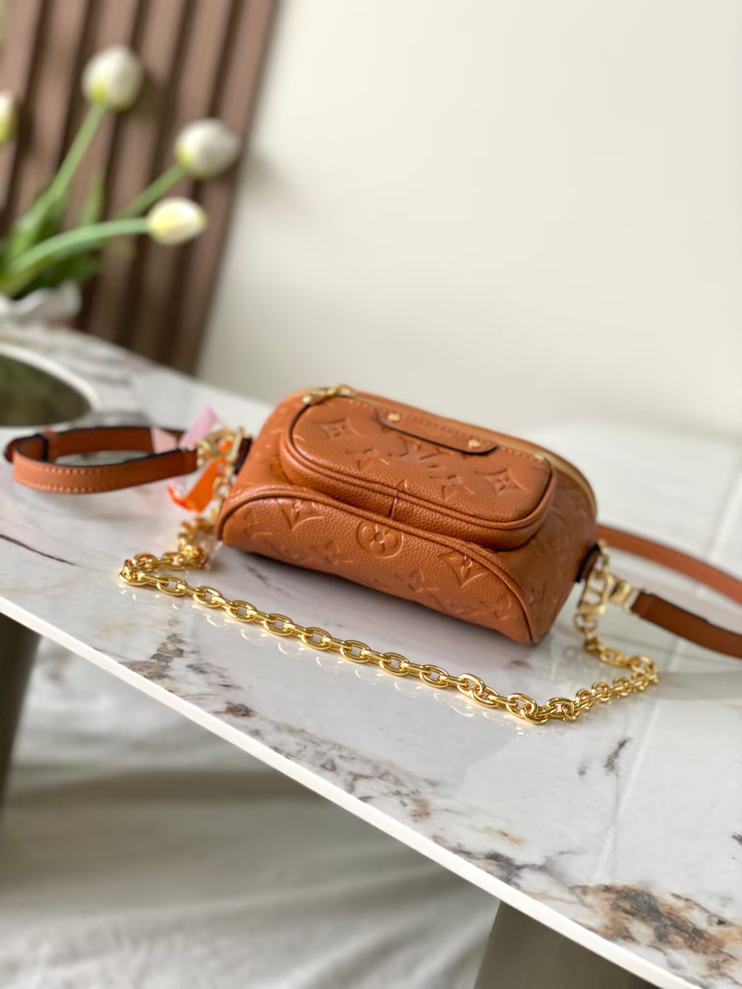 LV Mini Bumbag M12753 17x12x9.5cm