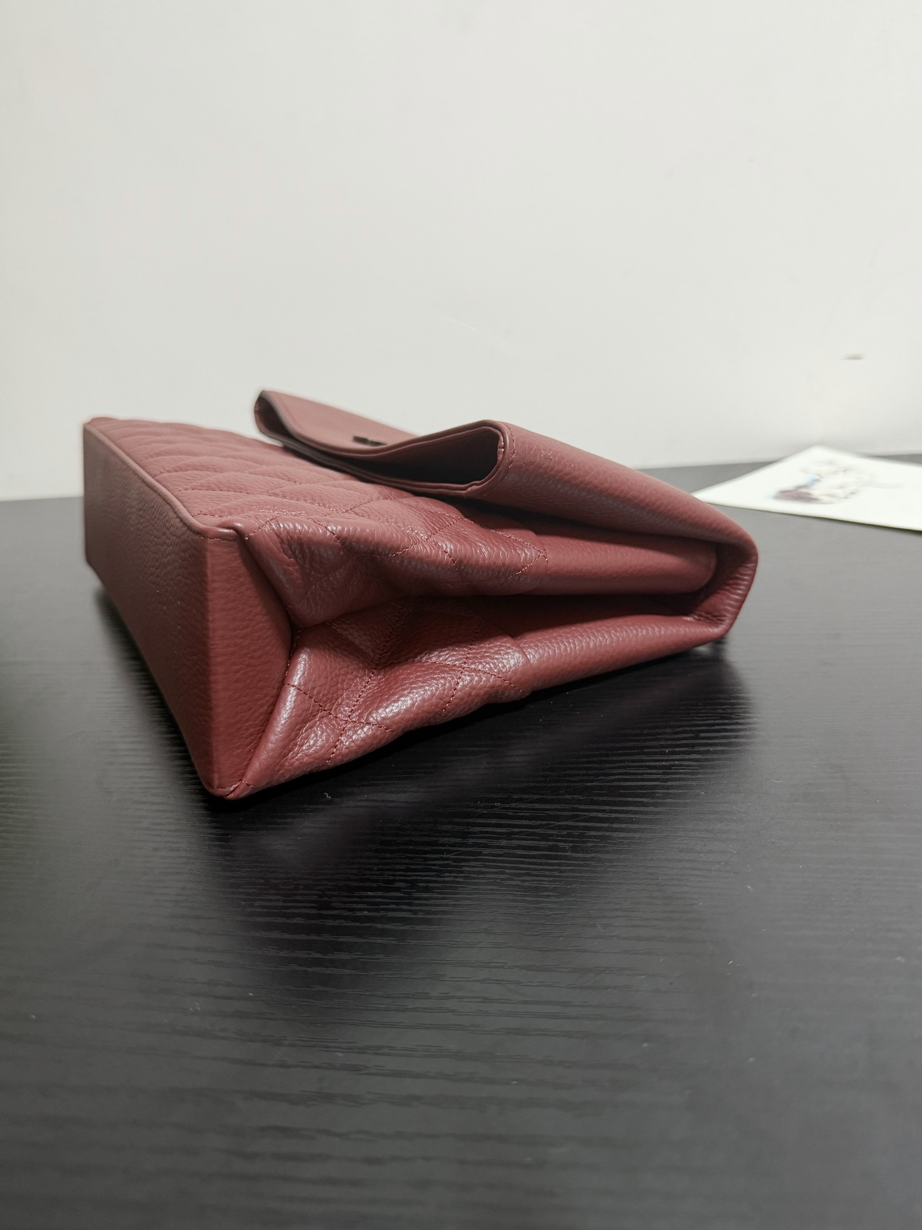 Ch**el hampton flap handbag as7095 32x19x7.5cm
