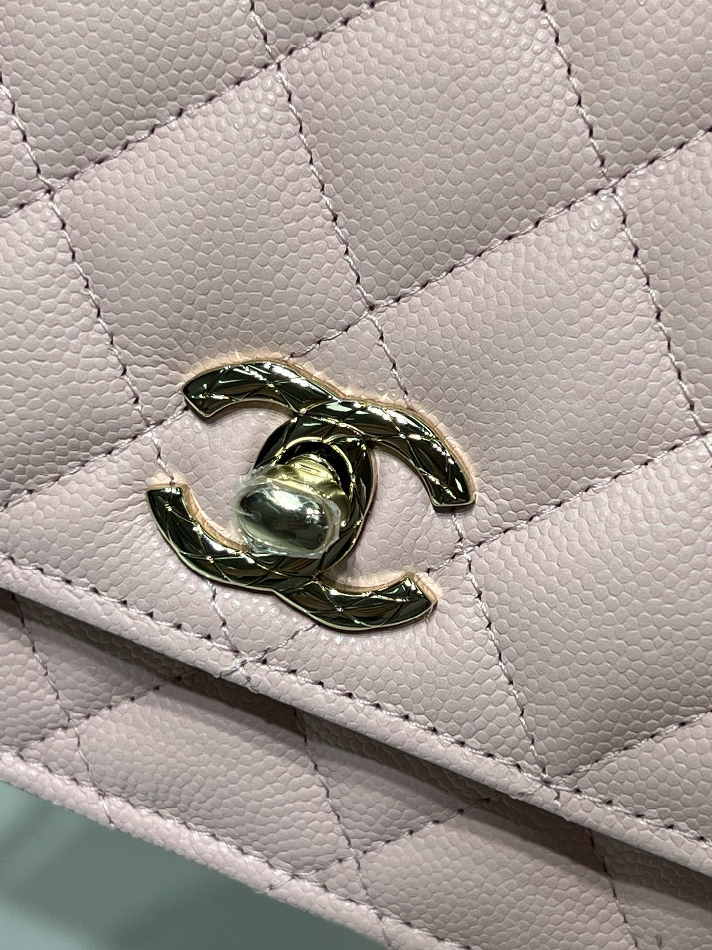 Ch**el clutch with chain ap4579 19x12x3.5cm