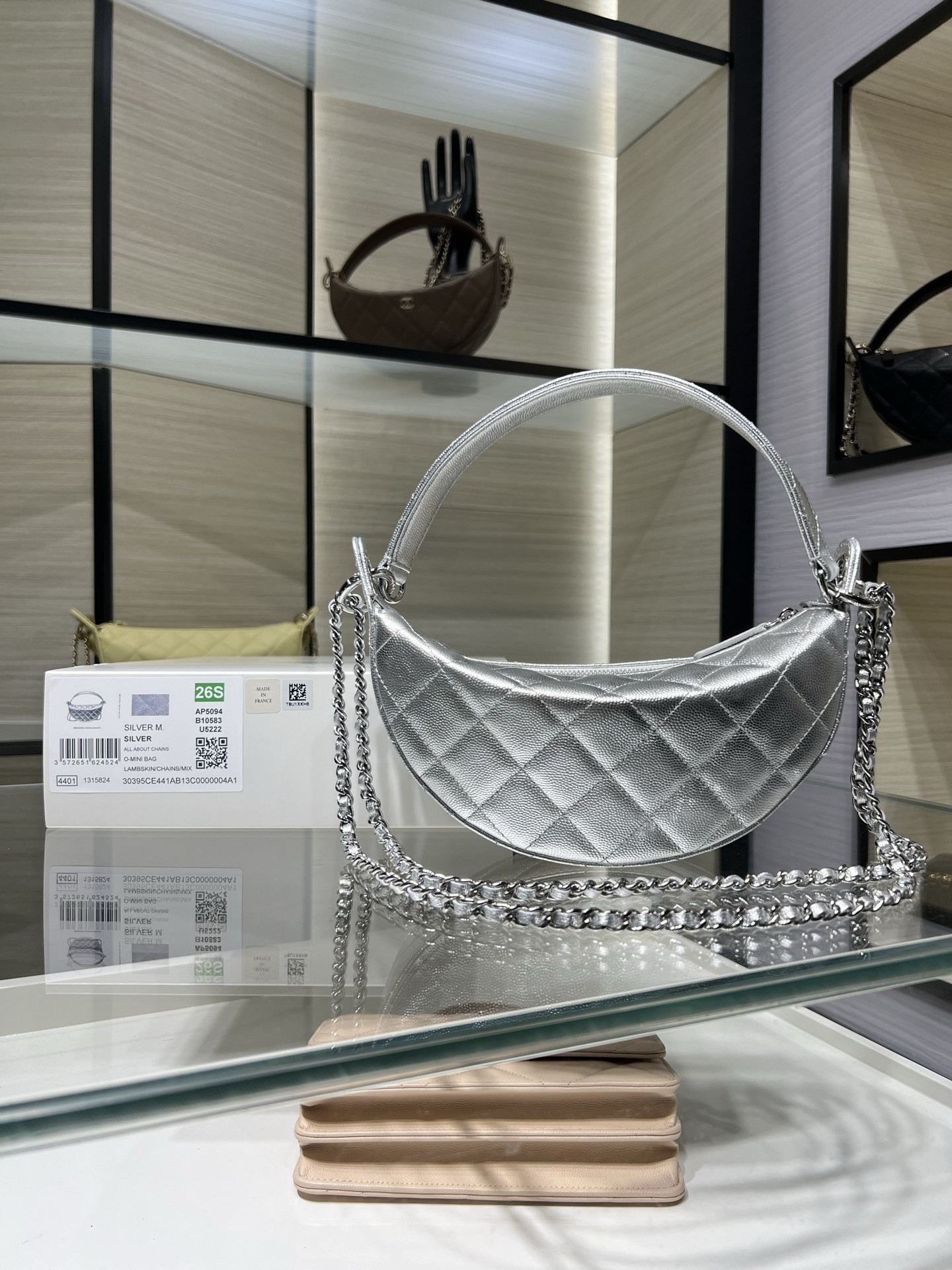Ch**el clutch with chain silver hardware ap5094 15x22x6cm