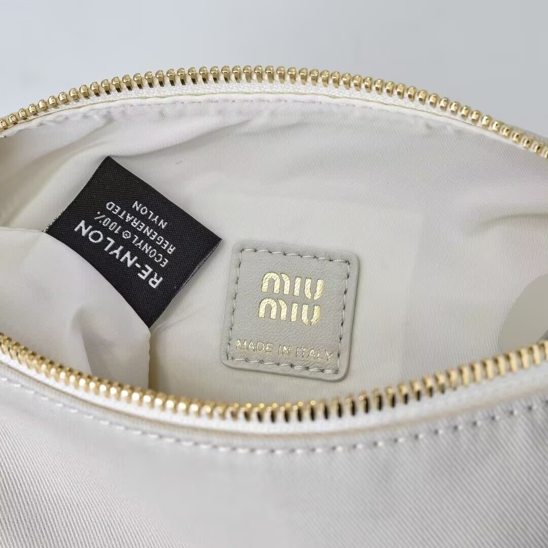 M1v M1v gabardine pouch 14x18.5x10cm