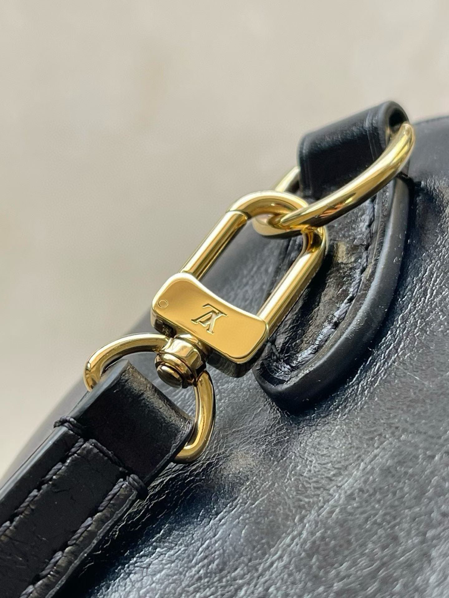 LV Speedy Bandouliere 20 Handbag M26314 15x13x20.5cm