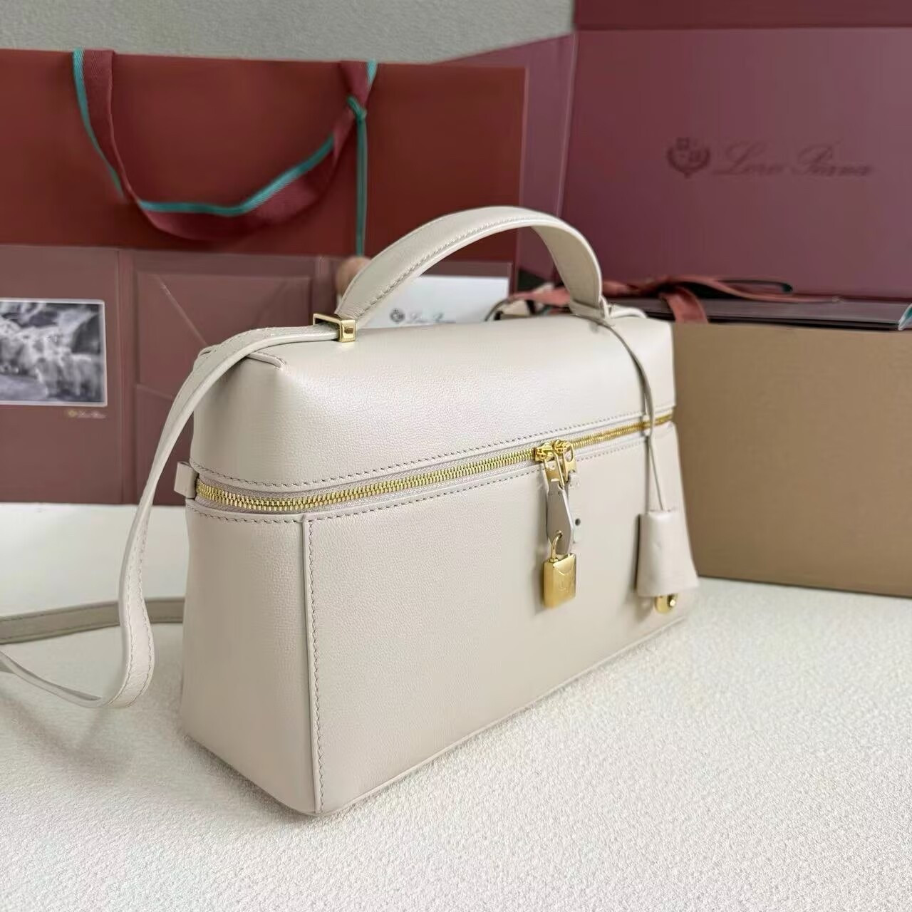 L0r0 P1ana extra pocket l27 16x27x10cm