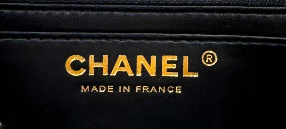 Ch**el MINI CLASSIC 11.12 HANDBAG 20 12 × 20 × 6 cm