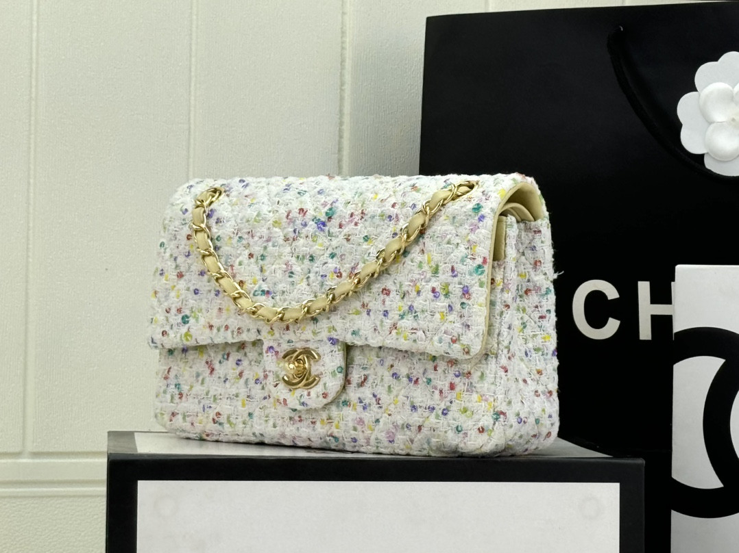Ch**el MINI CLASSIC 11.12 HANDBAG 25 15.5 × 25.5 × 6.5 cm