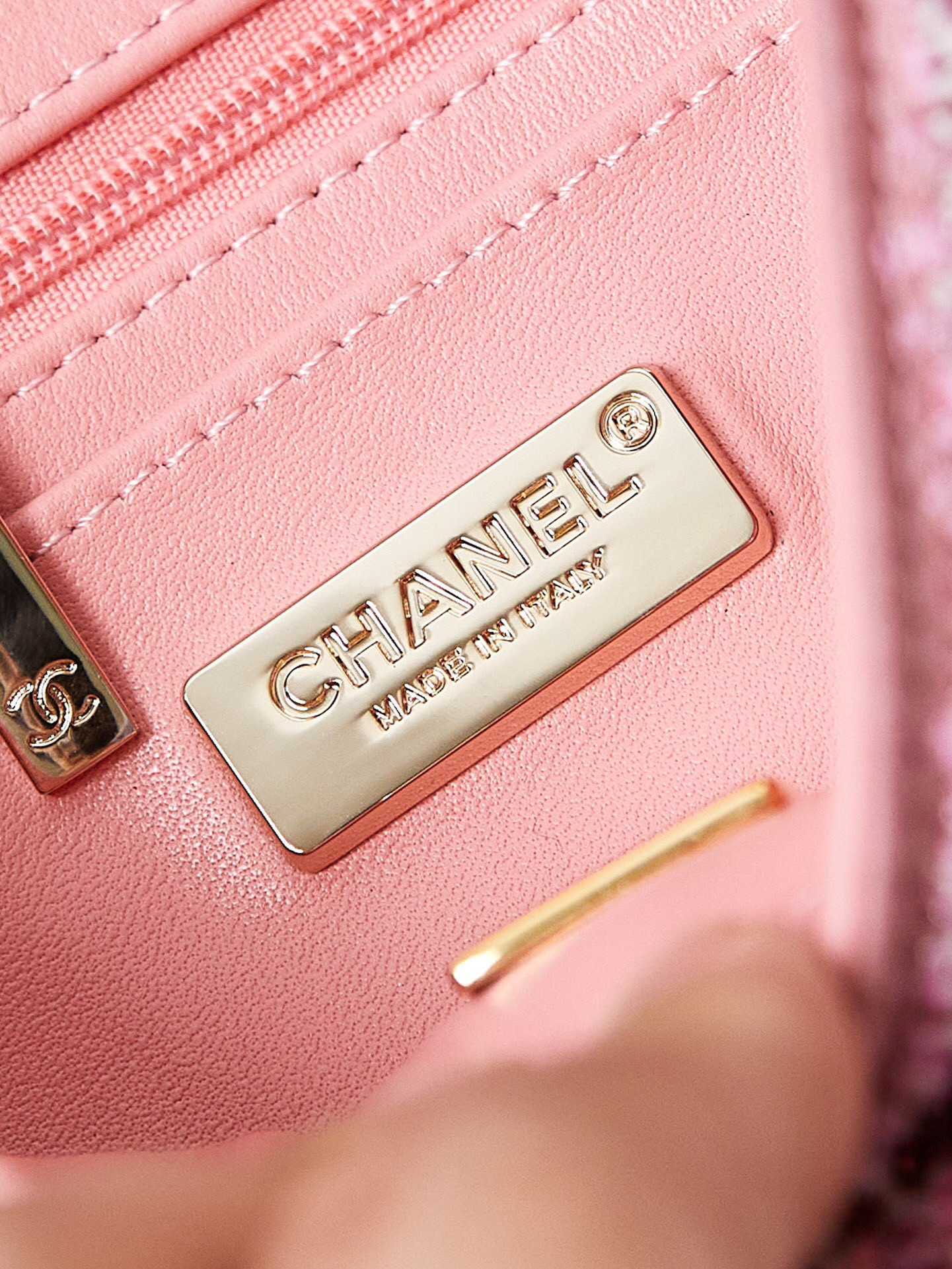 Ch**el Mini CF Rose Gold Hardware 20x15x7cm