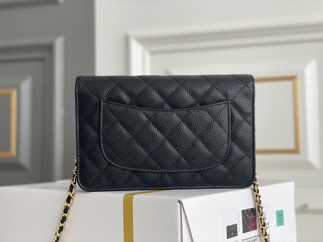 Ch**el WOC CLASSIC WALLET ON CHAIN Gold Buckle 12.3x19.2x3.5cm