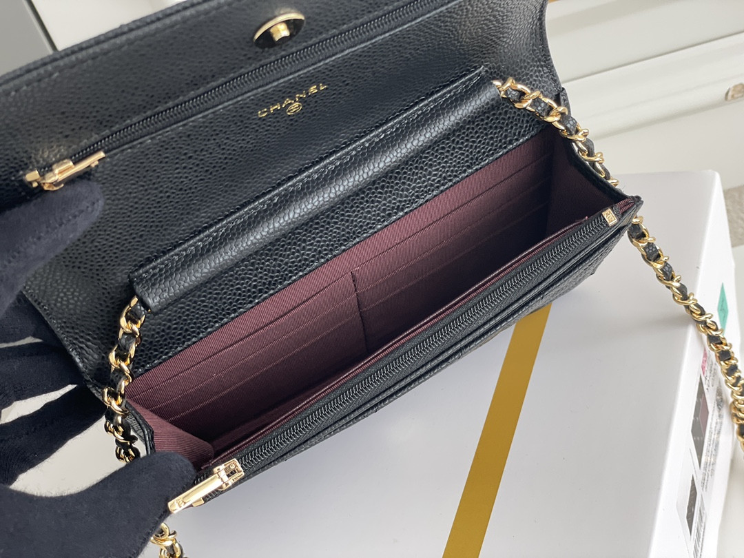 Ch**el WOC CLASSIC WALLET ON CHAIN Gold Buckle 12.3x19.2x3.5cm