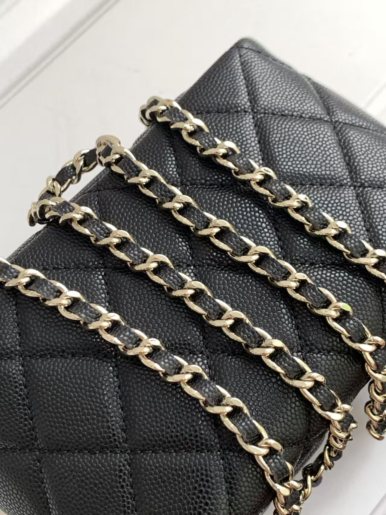 Ch**el Clutch with Chain 21.5x19x6cm