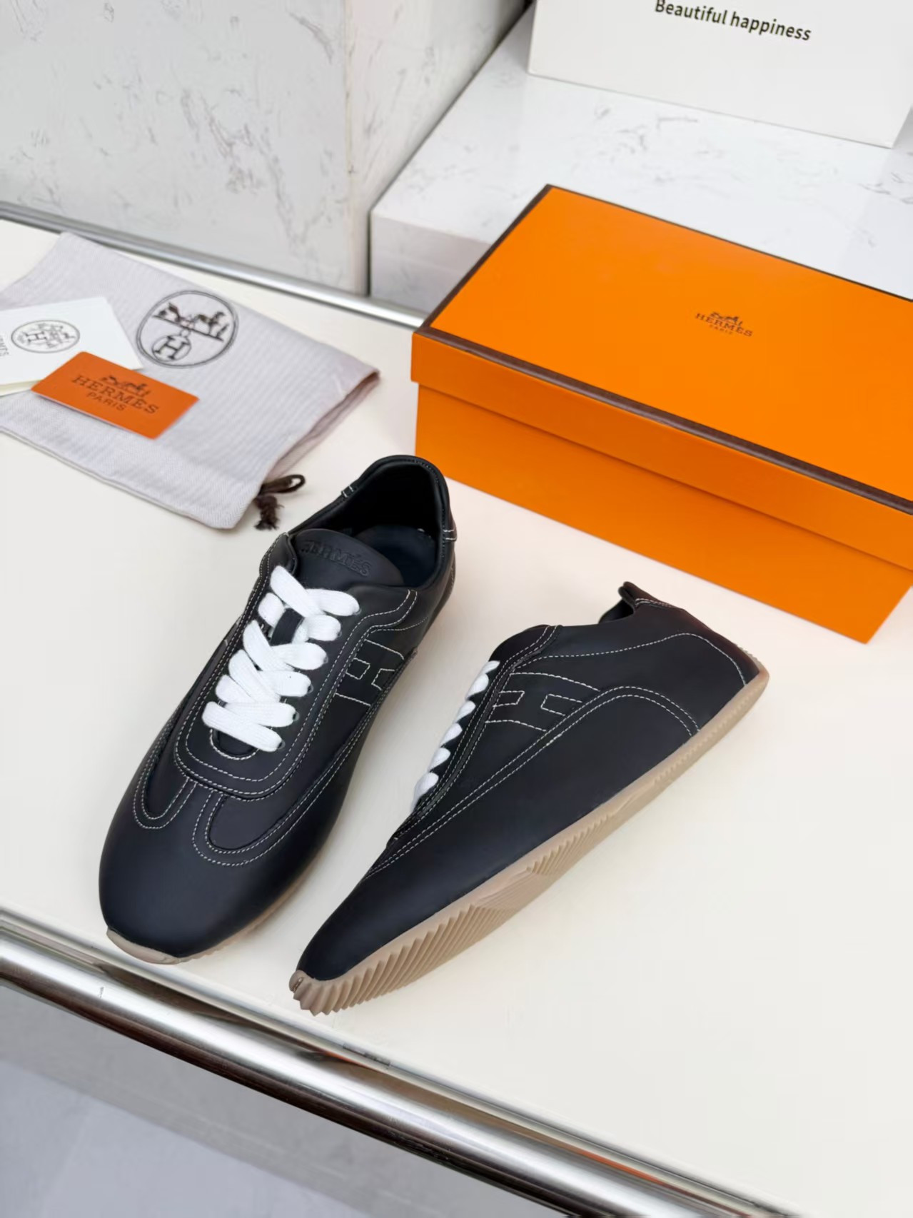 ua H**me5 master sneaker