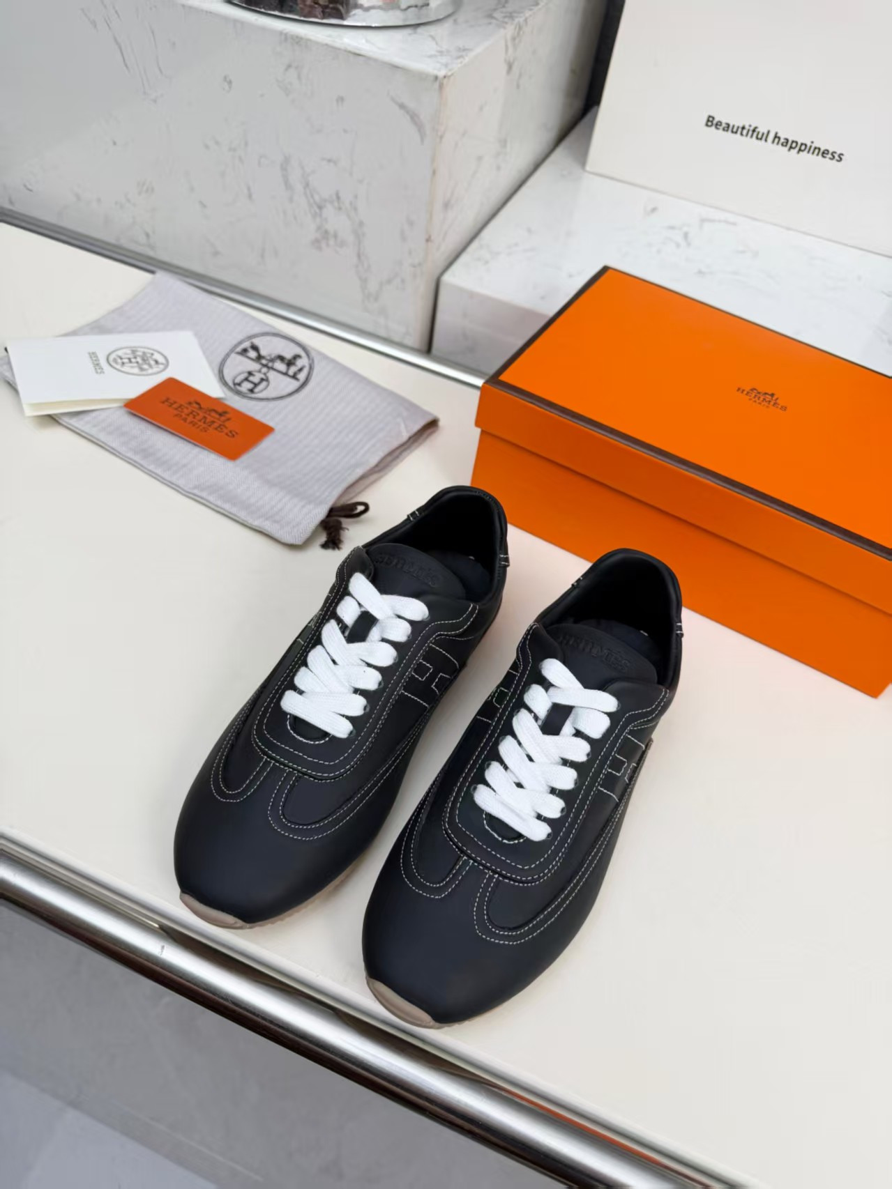 ua H**me5 master sneaker