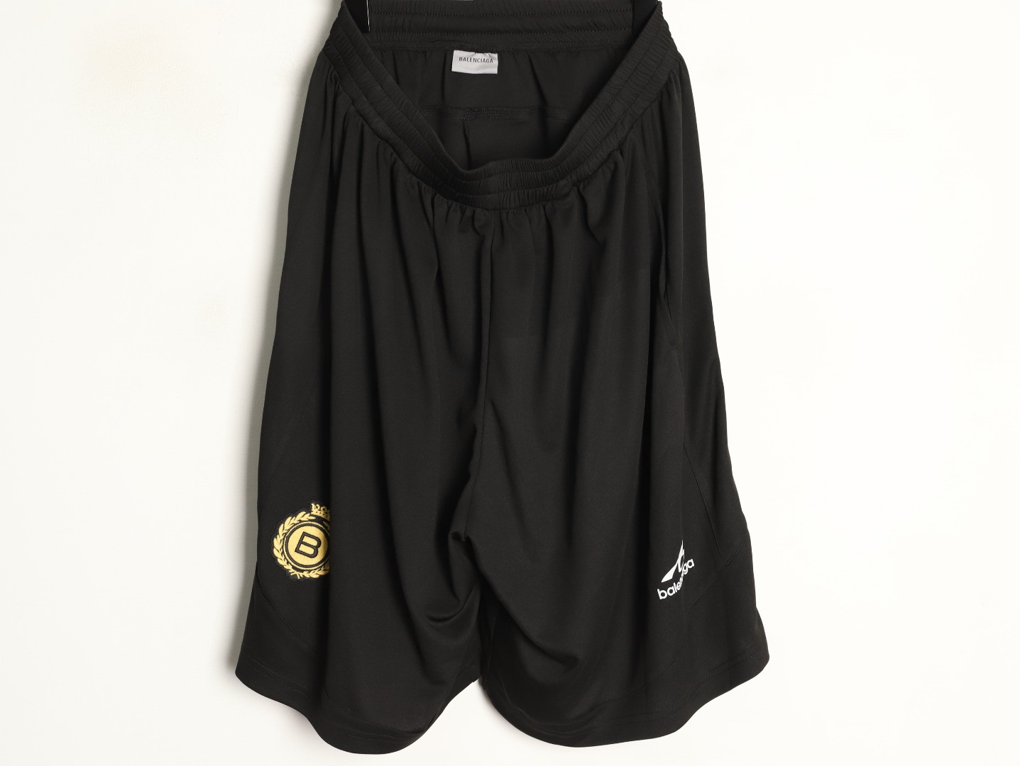 Ba1en*iaga 26ss shorts
