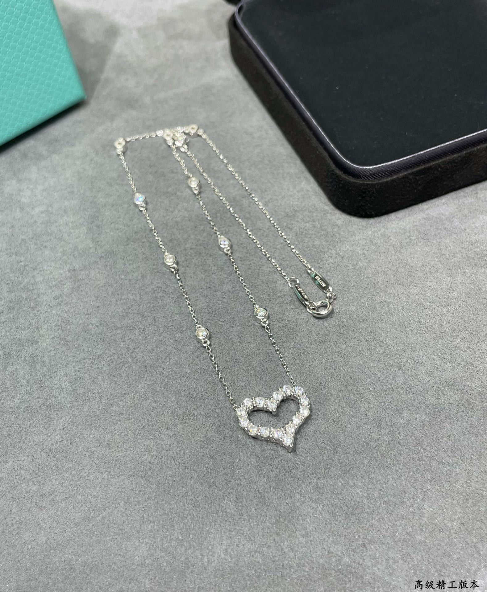 T*f*ny & co. heart pendant necklace