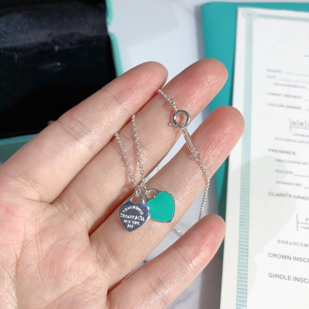 T*f*ny & co. blue double heart tag pendant necklace