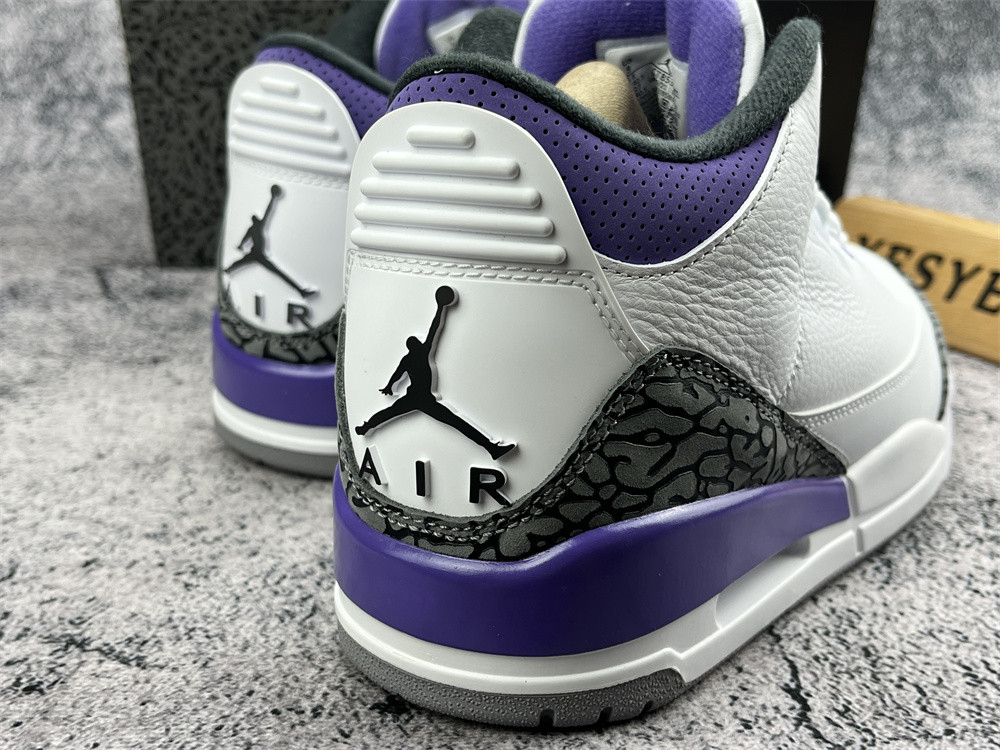UA AIR JORDAN 3 RETRO 