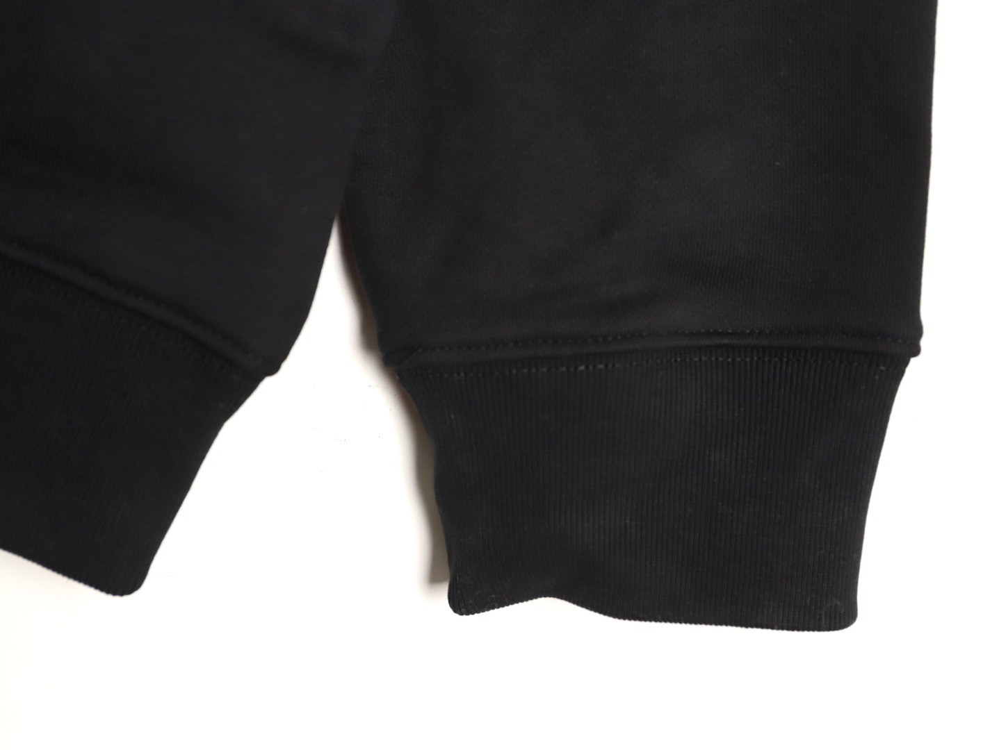 G1uenchy 24fw hoodies