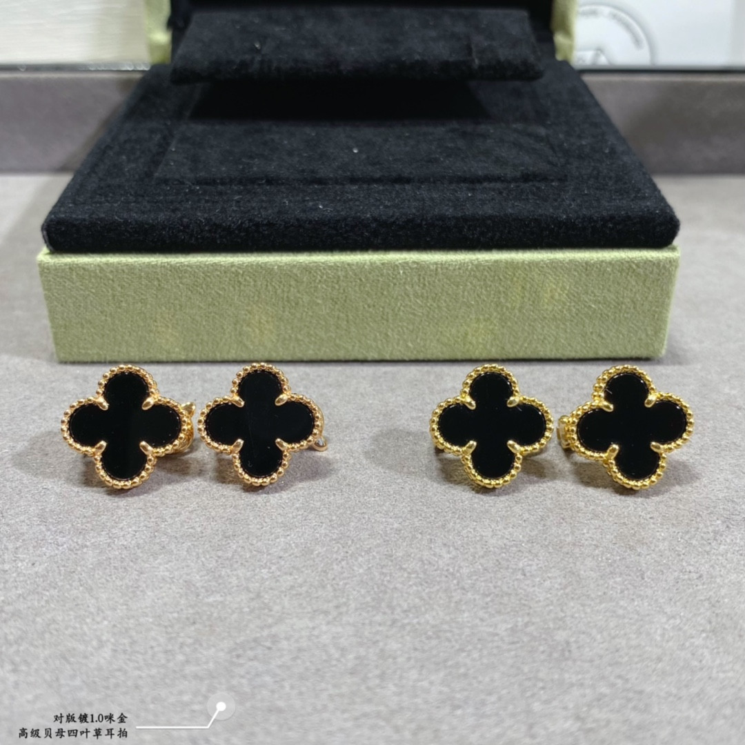 v*n cl**f & arpels preM1vm fritillaria four-leaf clover earrings