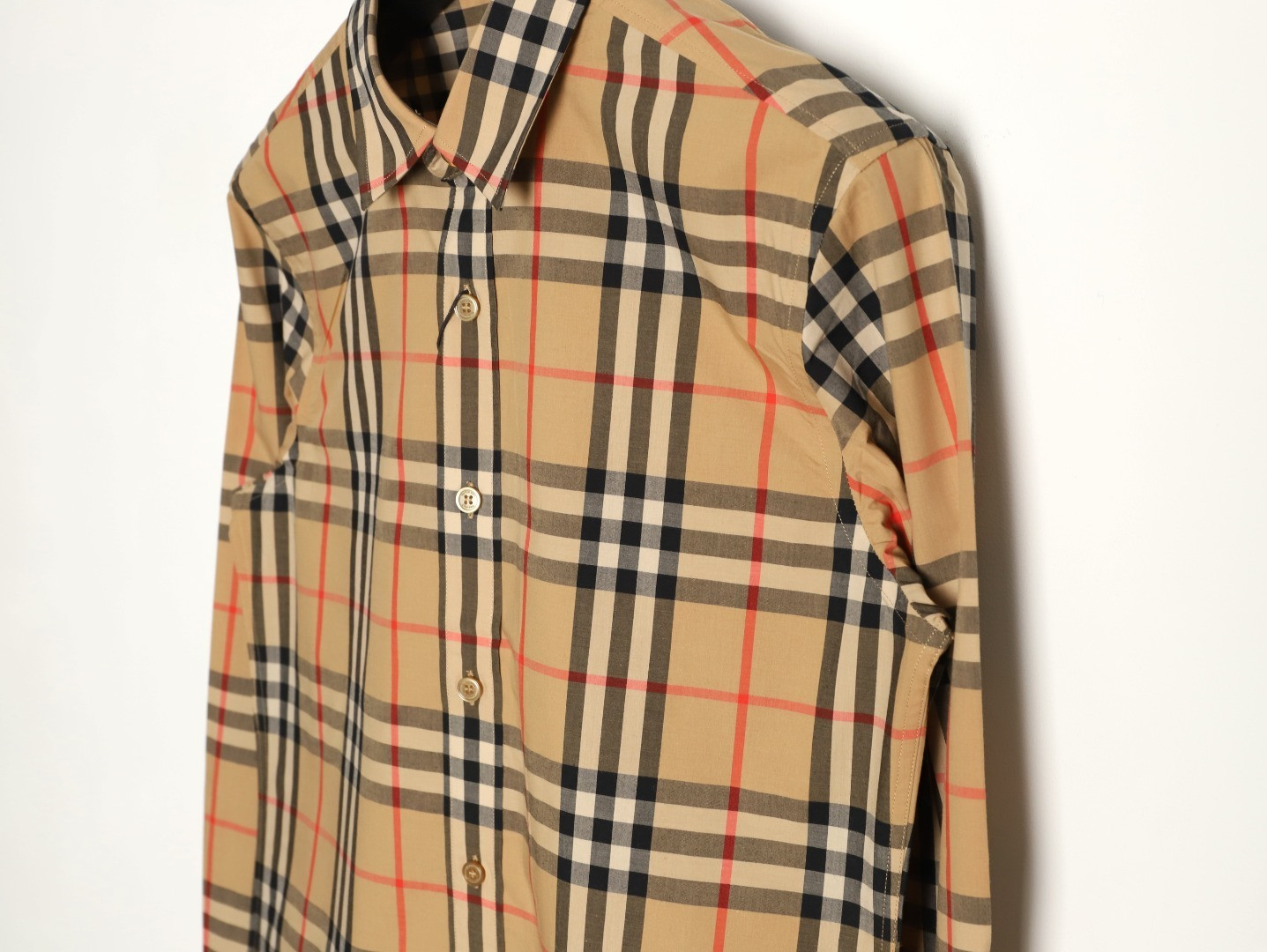 Bv*b*rry long-sleeved shirts