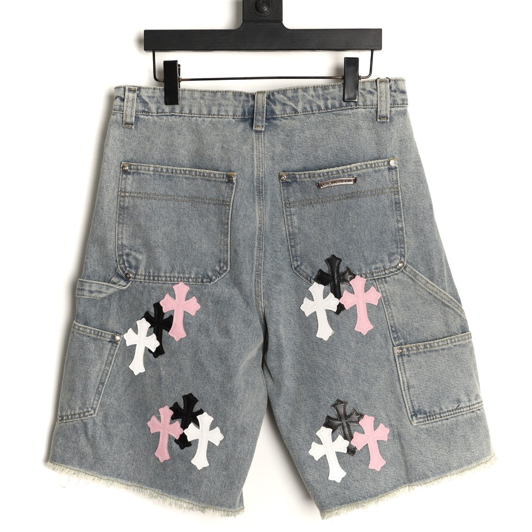 Ch*0me He**ts shorts