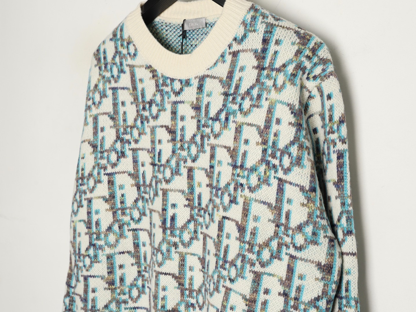 D10r 25ss Sweaters