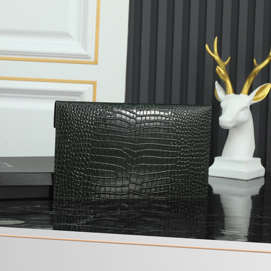 Y51 uptown pouch in crocodile-embossed shiny leather green 10.6 x 6.2 x 0.7 inches